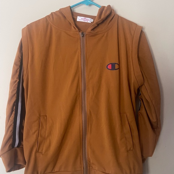 Size free size and I wear the small and medium - Picture 7 of 10